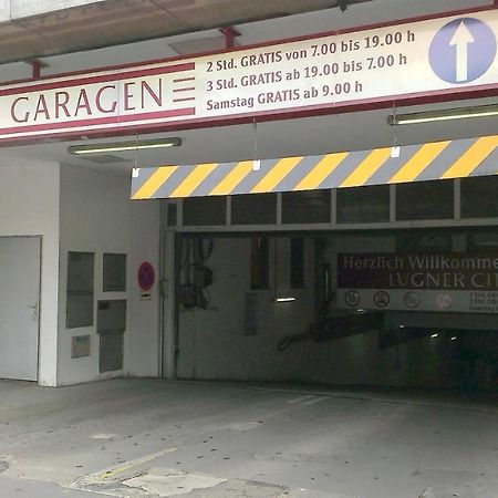 Apartment Zentral Direkt An U-Bahn Station ウィーン エクステリア 写真
